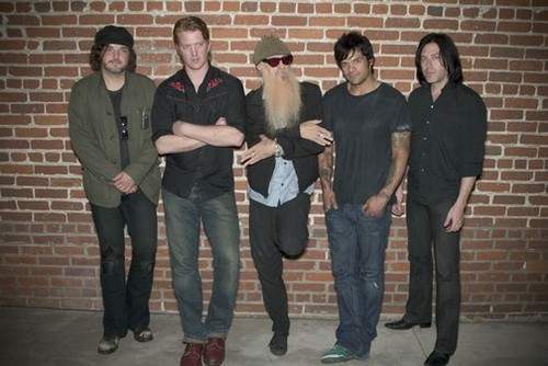 queens-of-the-stone-age-with-billy-gibbons